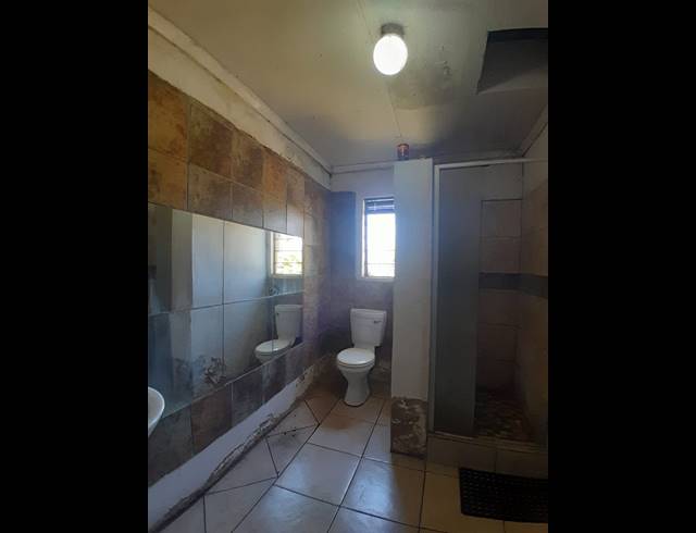 9 BEDROOM HOUSE FOR SALE IN BEDWORTH PARK